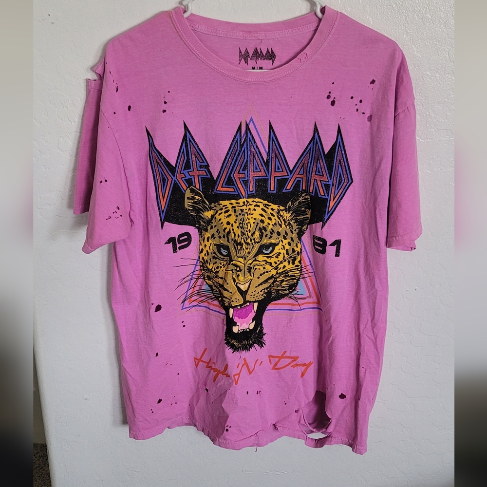 Custom Distressed Def Leppard Pink Graphic Tee